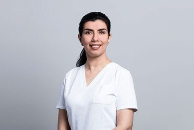 Dr. med. dent. Sara Parchami - Zahnarzt | swiss smile 